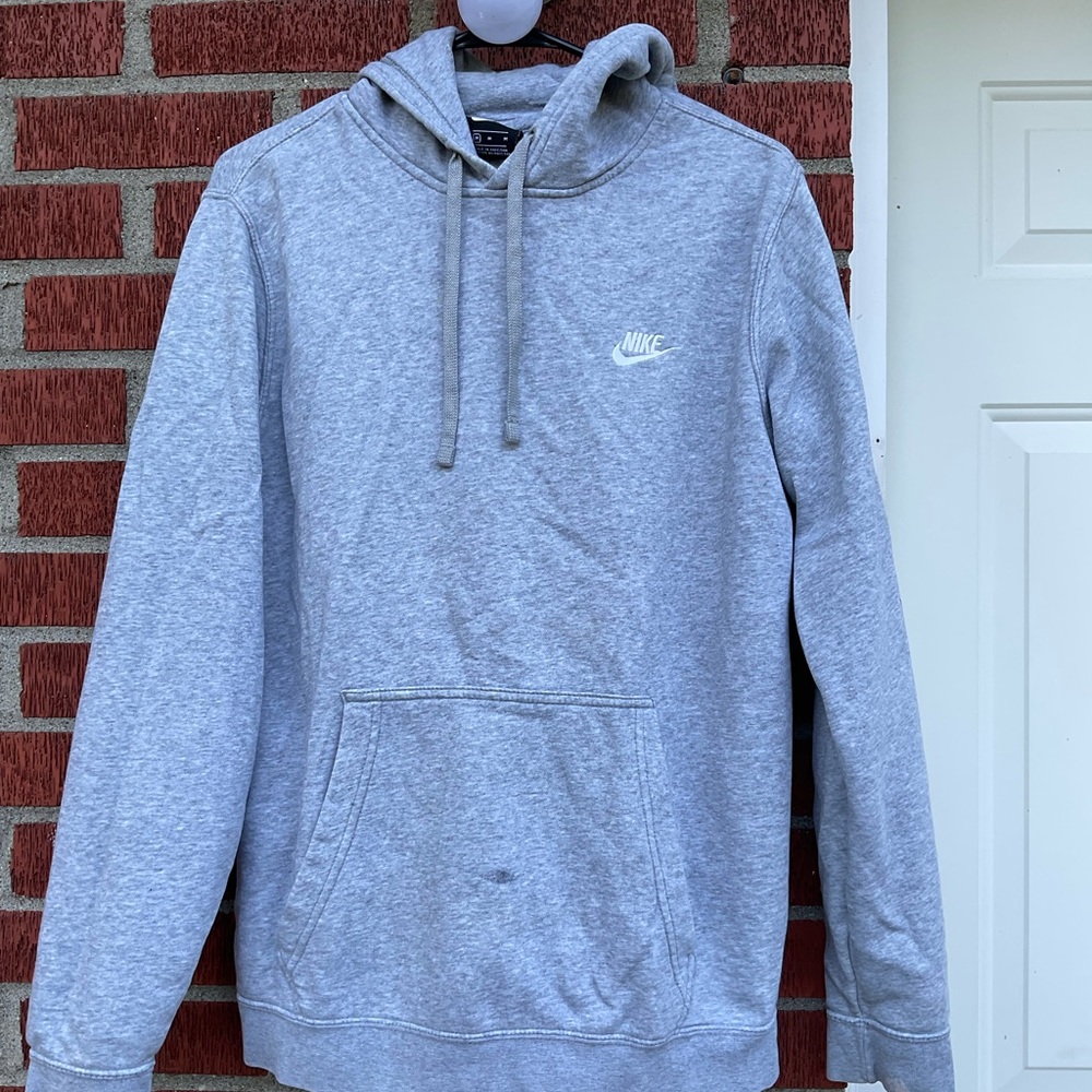 Nike sweatshirt